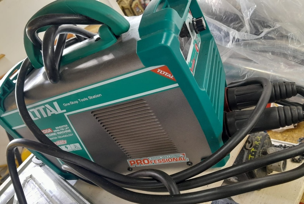  Total Welding Plan Arc 200/ Serial: 23309320287